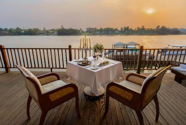 an lam retreats saigon river