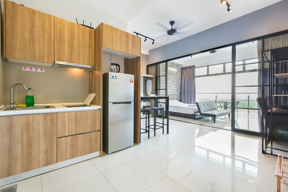 palazio serviced apartment
