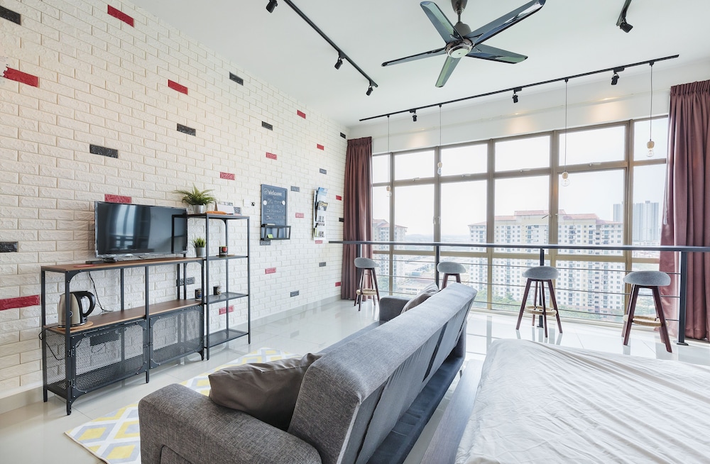 palazio serviced apartment