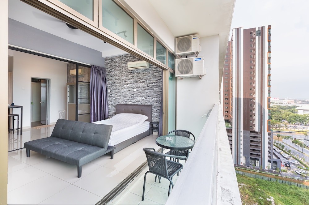 palazio serviced apartment