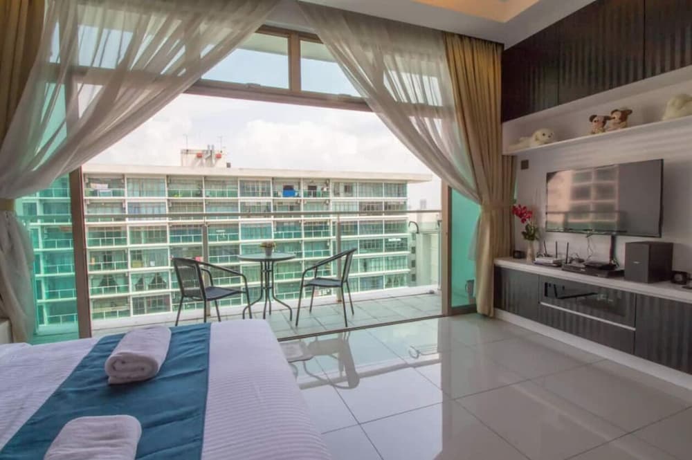 palazio serviced apartment