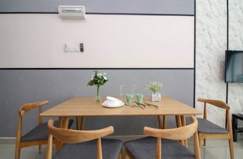 palazio serviced apartment