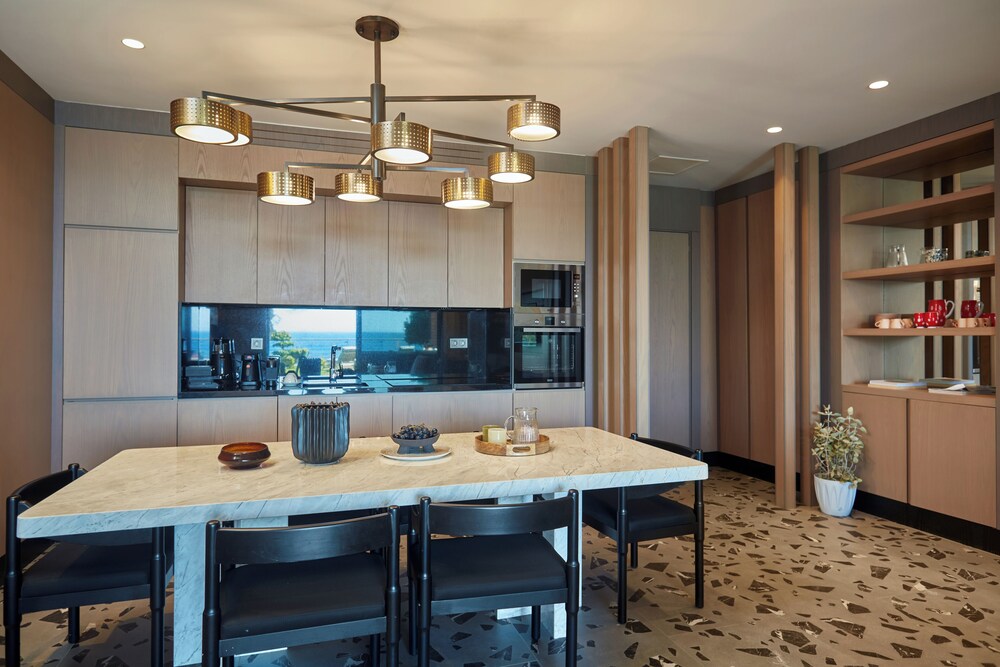 root redrock yalikavak