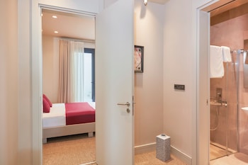 root redrock yalikavak