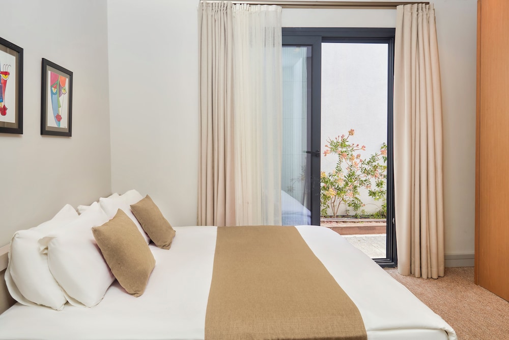 root redrock yalikavak