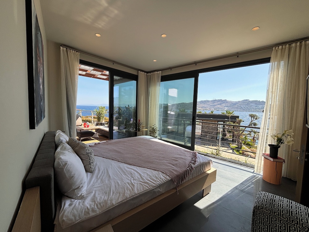 root redrock yalikavak