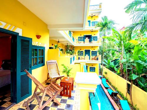 golden banana residence