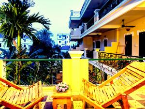golden banana residence