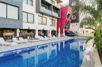 royal palace hotel