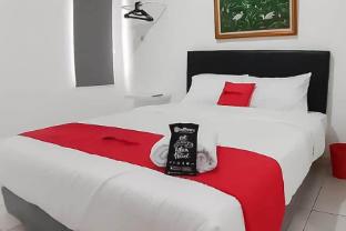 reddoorz syariah jl raya sukabumi