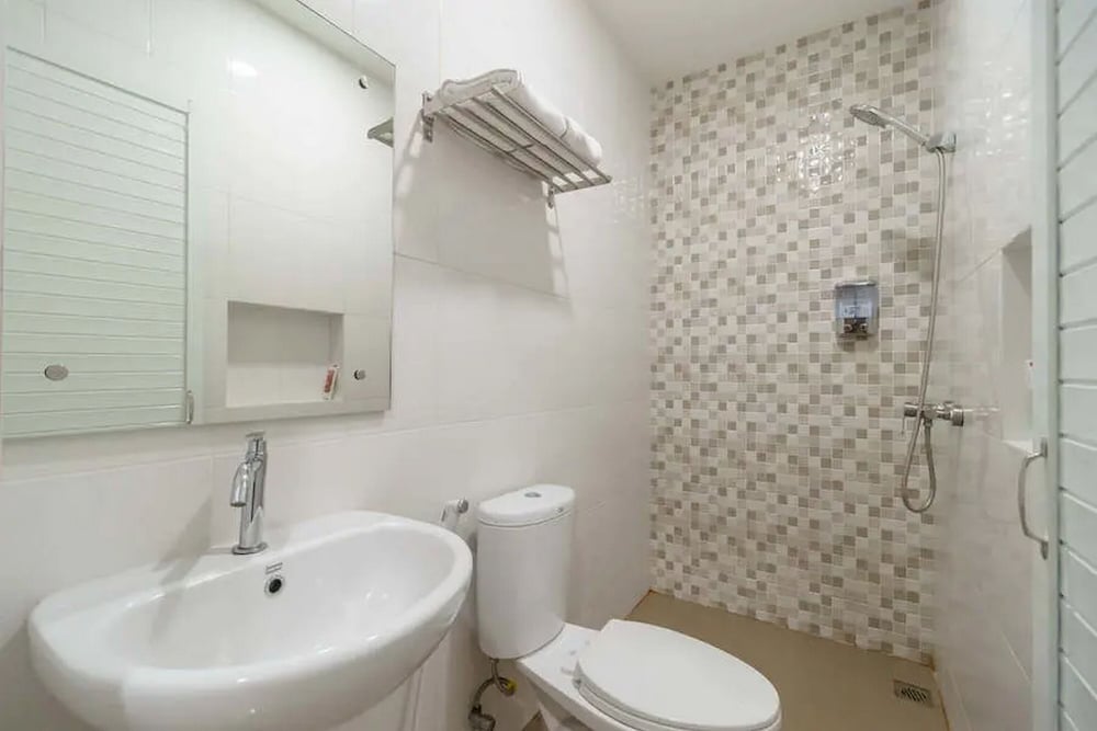 reddoorz plus cemara asri medan