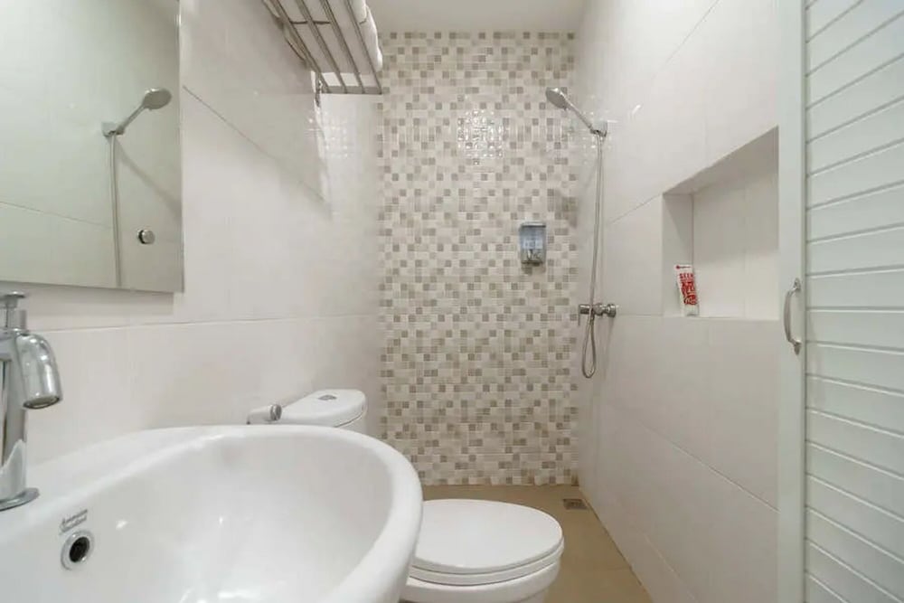 reddoorz plus cemara asri medan
