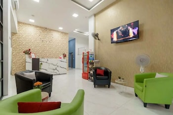 reddoorz plus cemara asri medan