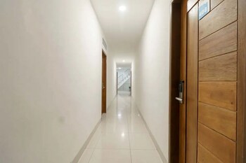 reddoorz plus cemara asri medan
