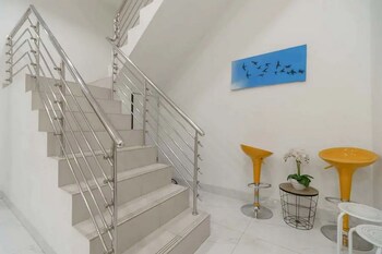 reddoorz plus cemara asri medan