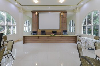 reddoorz syariah klojen malang