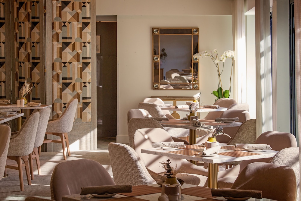 luxe sunset boulevard hotel