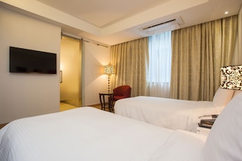 pharos hotel