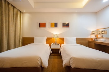 pharos hotel
