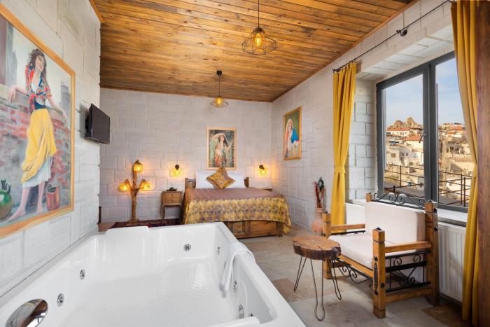 megaron cave hotel