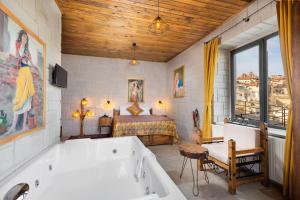 megaron cave hotel
