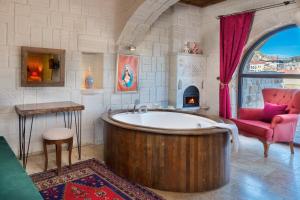 megaron cave hotel