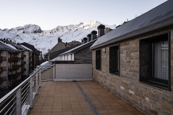 pierre and vacances andorra pas de la casa alaska