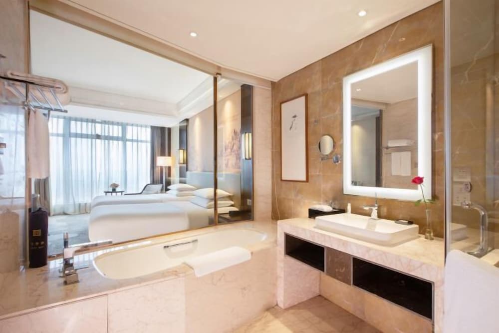grand new century hotel fuyang