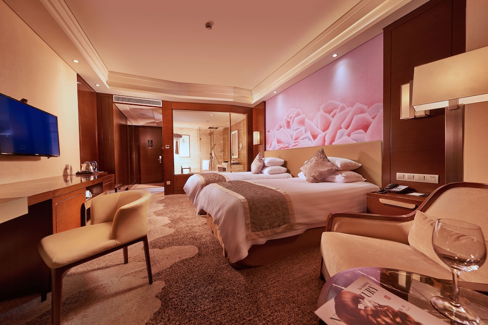 grand new century hotel fuyang
