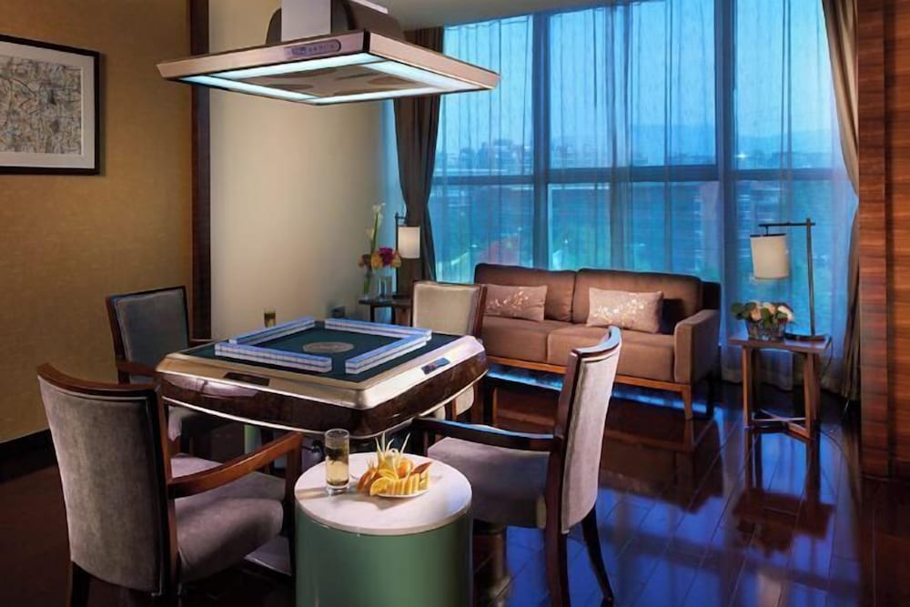 grand new century hotel fuyang