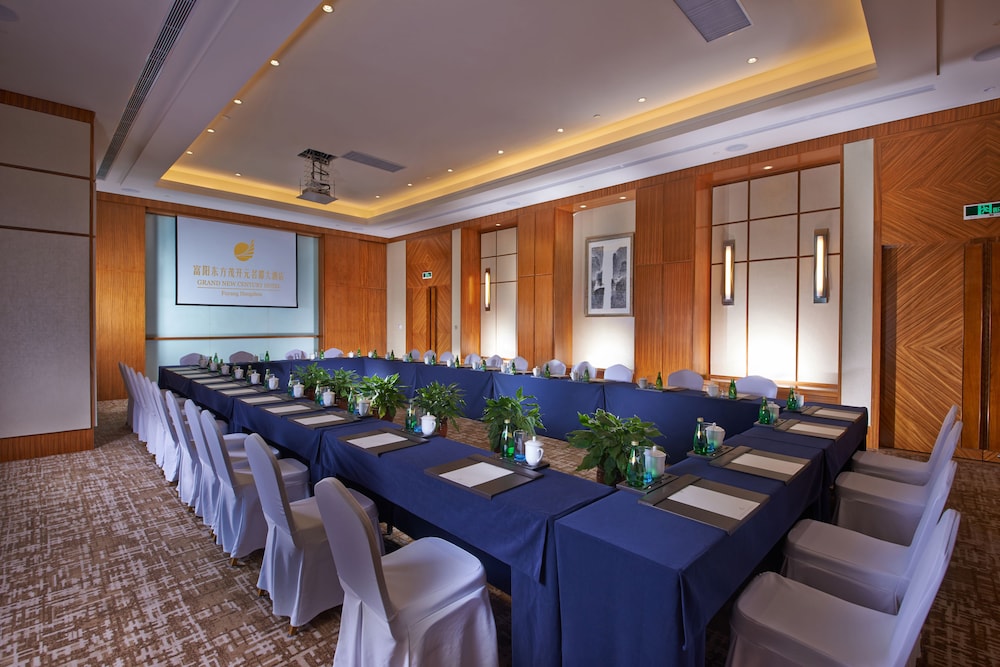 grand new century hotel fuyang
