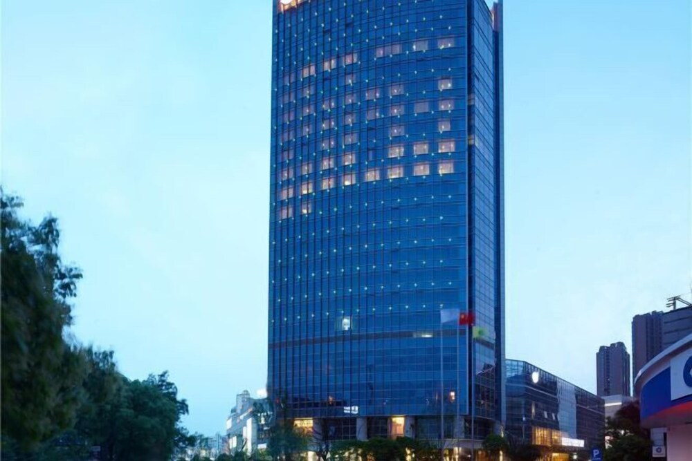 grand new century hotel fuyang