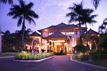 the mansion resort hotel and spa