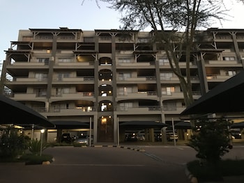 77 grayston apartment