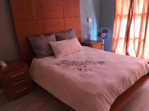 77 grayston apartment