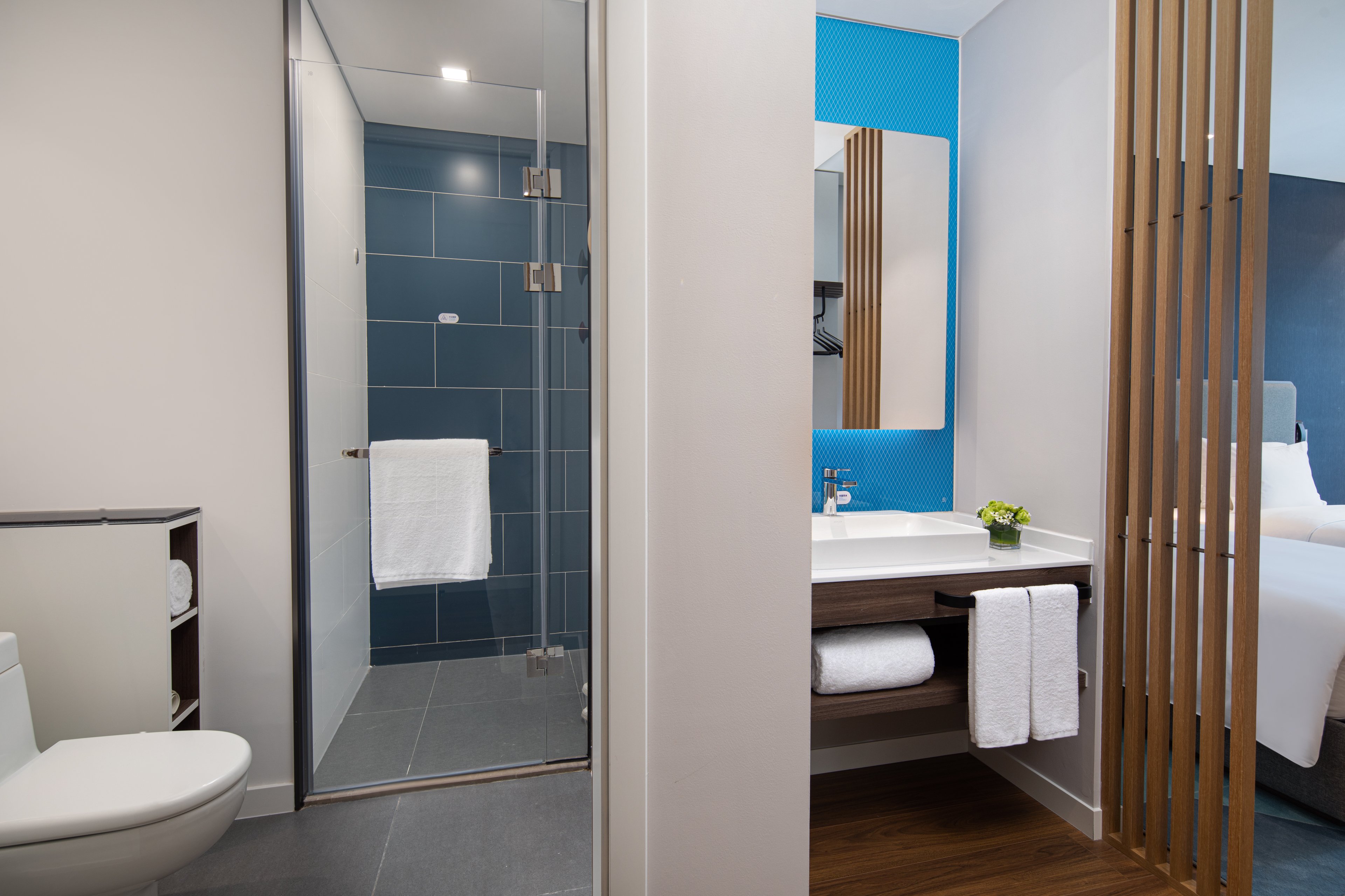 holiday inn express yibin an ihg hotel