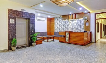 hotel the golden bird