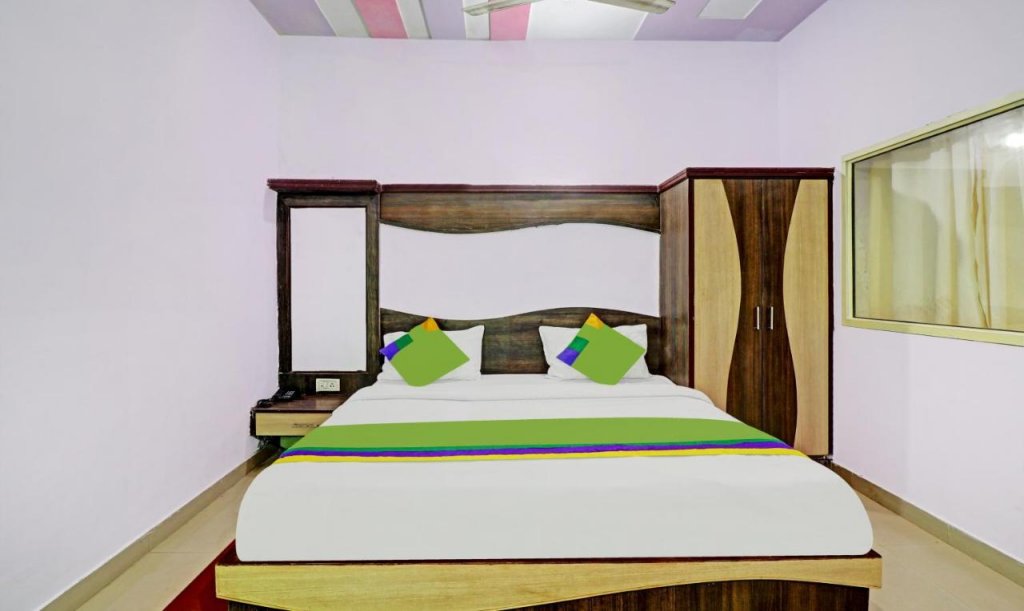 Hotel The Golden Bird,Belanganj>>Agra,2 star