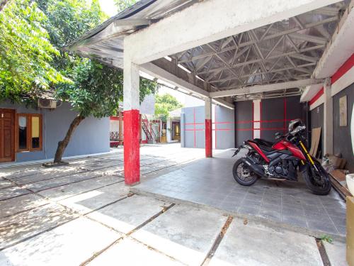 spot on 1055 sakura homestay syariah