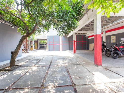 spot on 1055 sakura homestay syariah