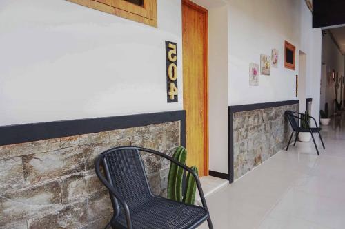 reddoorz near velodrome malang 2