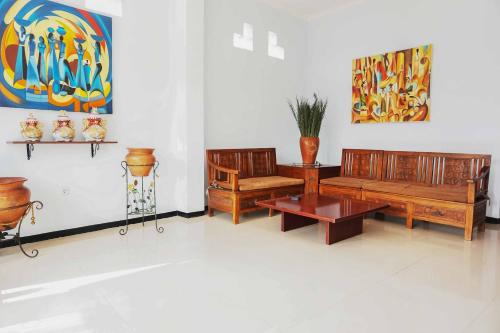 reddoorz near velodrome malang 2