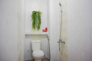 reddoorz near velodrome malang 2