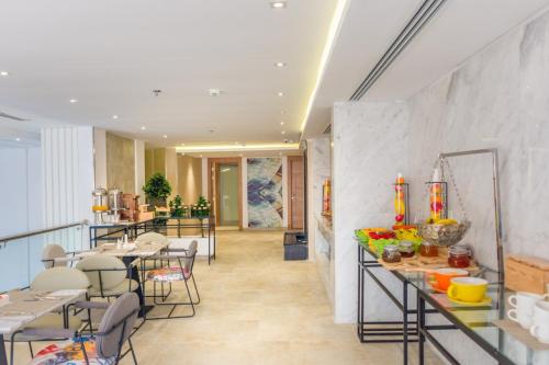 ewaa express hotel alrawda