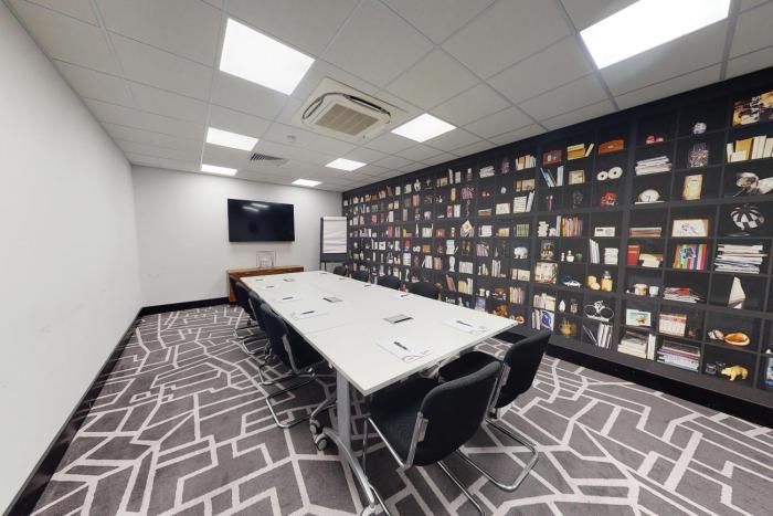 village hotel nottingham