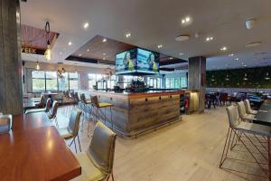 village hotel nottingham