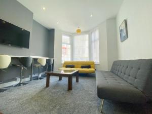 chelsea suite sasco apartments