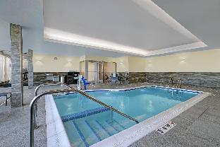 fairfield inn and suites by marriott milwaukee brookfield