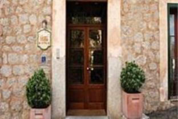 hotel y apartamentos des puig