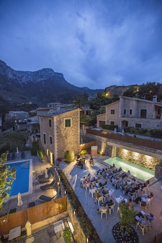 hotel y apartamentos des puig